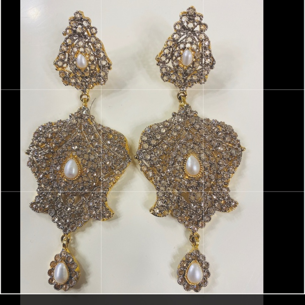 Earrings jhumka